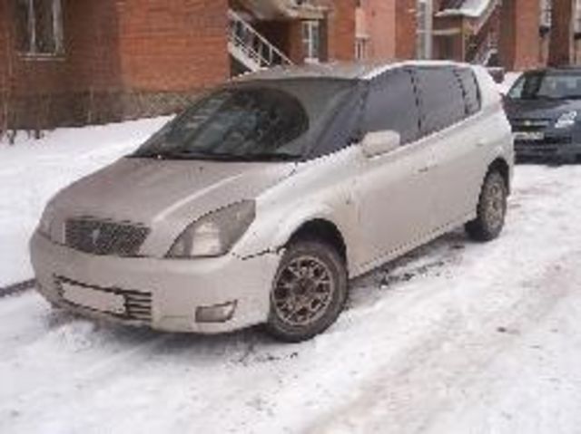 2001 Toyota Opa