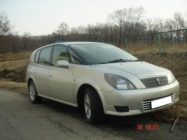 2001 Toyota Opa