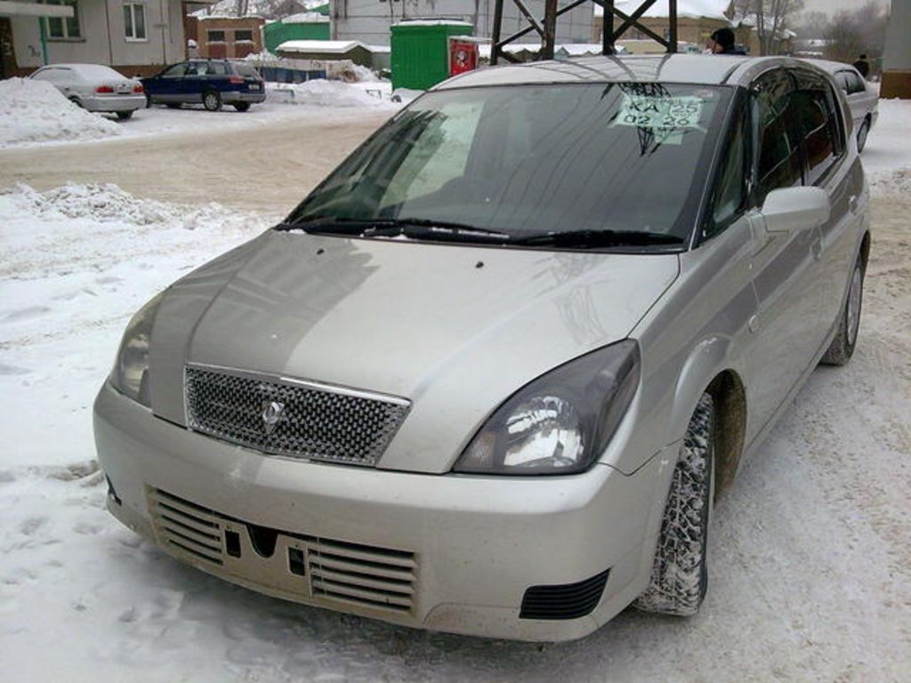 2001 Toyota Opa