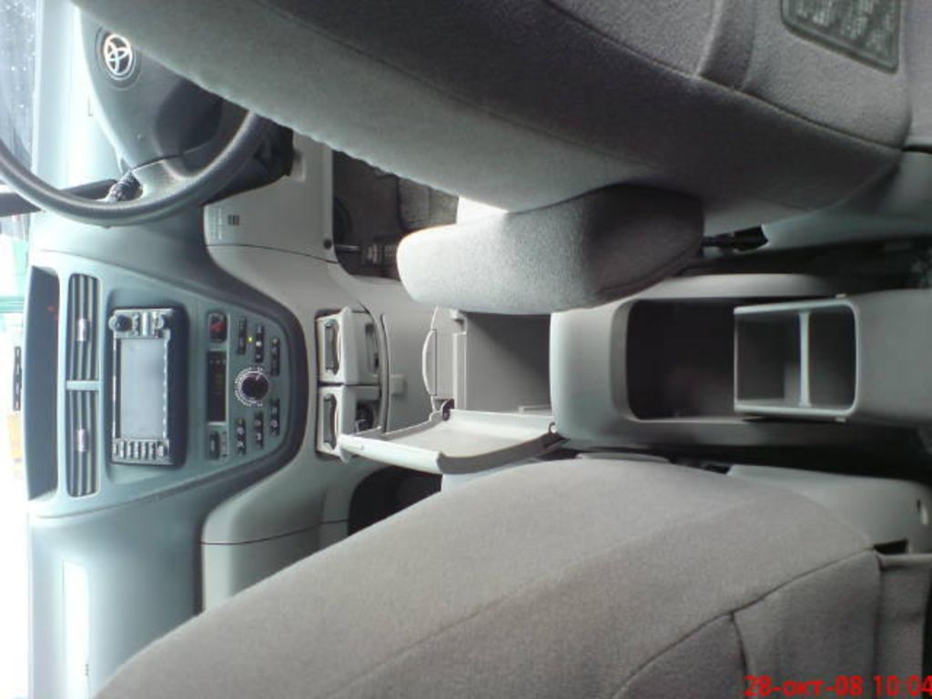 2001 Toyota Opa