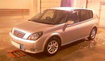 2001 Toyota Opa