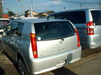2001 Toyota Opa