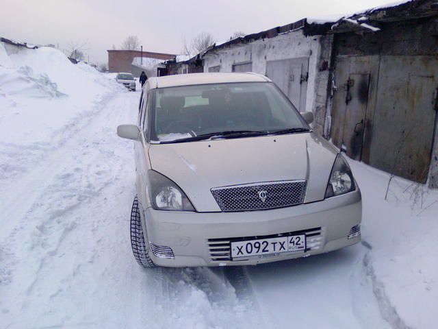 2001 Toyota Opa