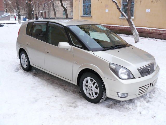 2001 Toyota Opa