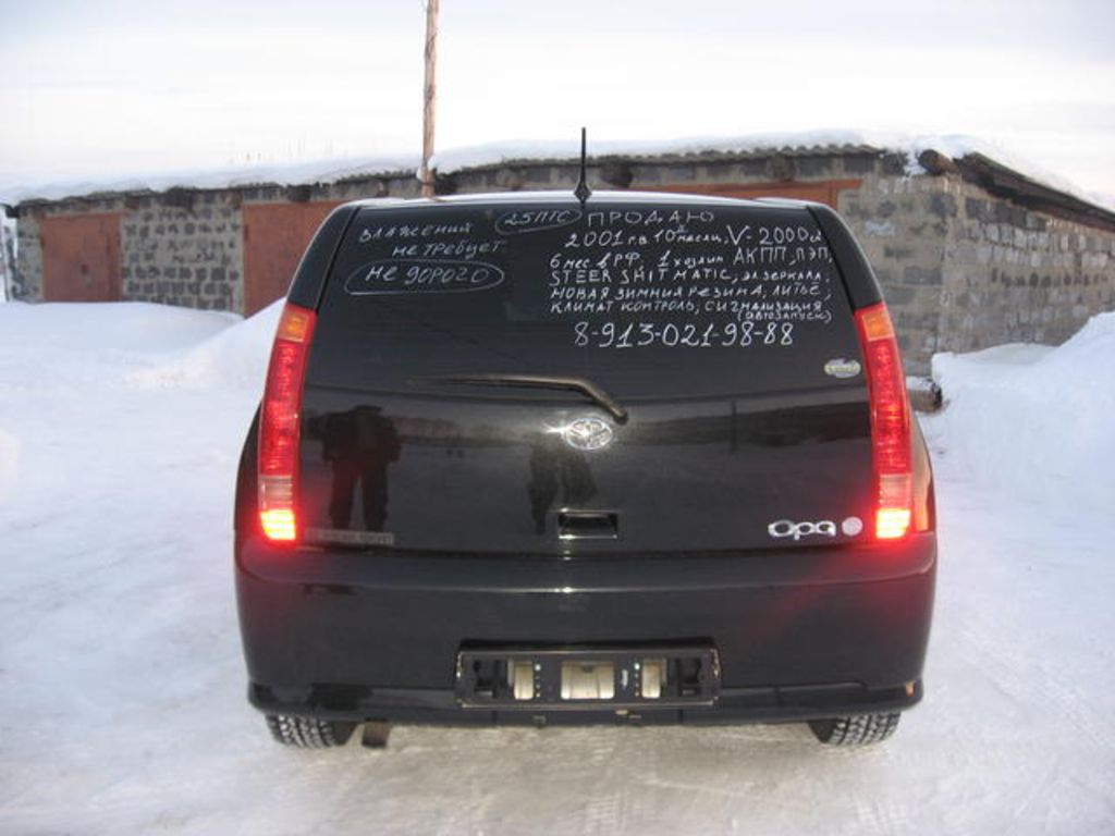 2001 Toyota Opa