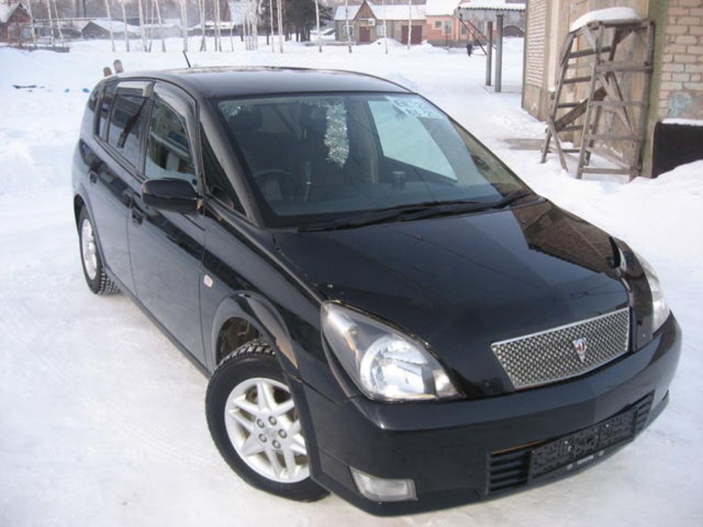 2001 Toyota Opa