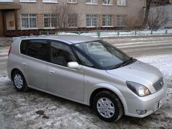 2001 Toyota Opa