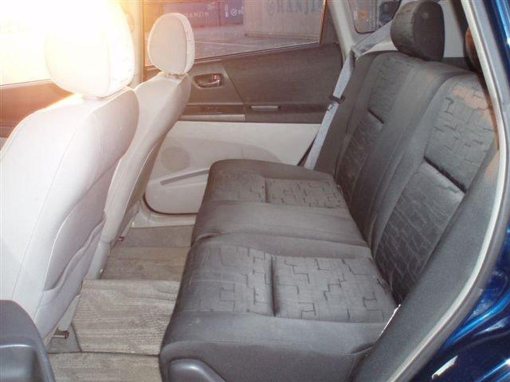 2001 Toyota Opa