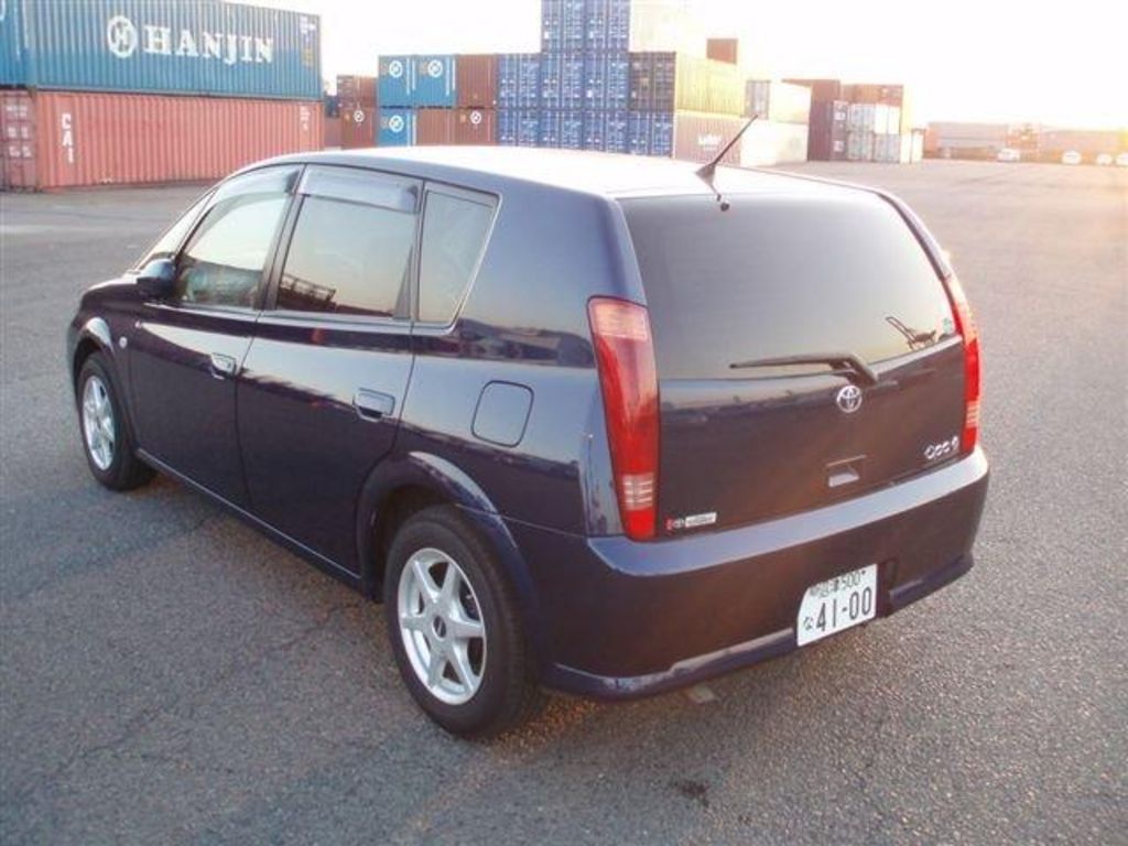 2001 Toyota Opa