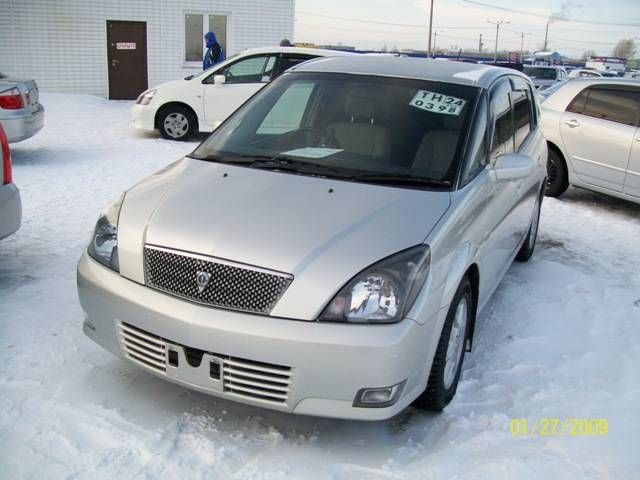 2001 Toyota Opa