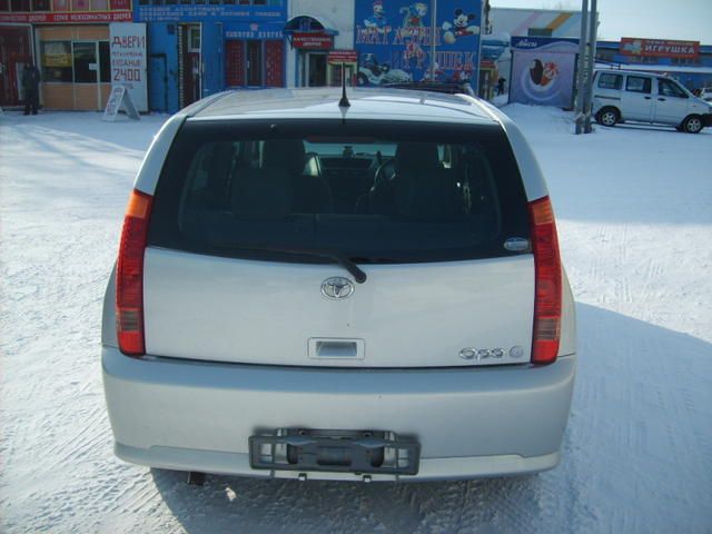 2001 Toyota Opa