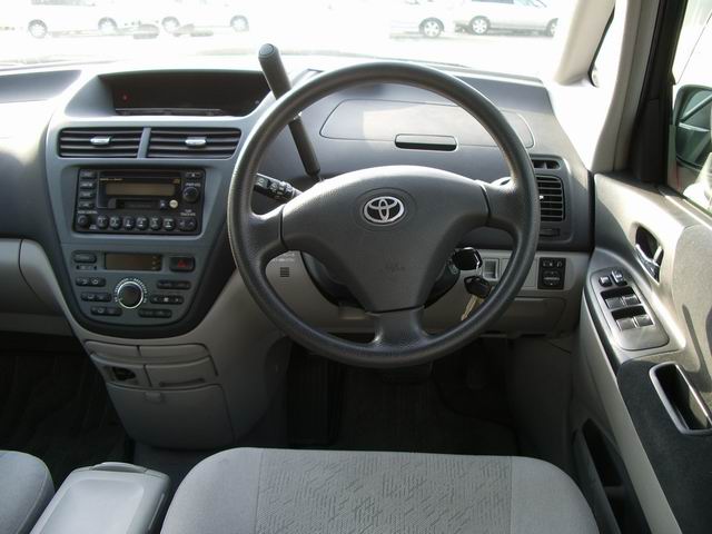 2001 Toyota Opa Images