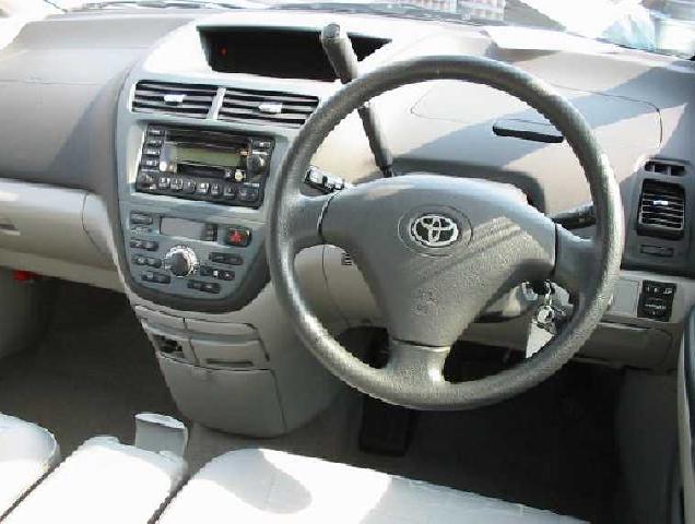 2001 Toyota Opa Images