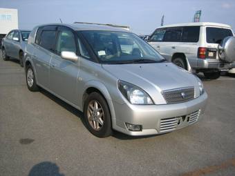 2001 Toyota Opa Images