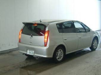2001 Toyota Opa Photos