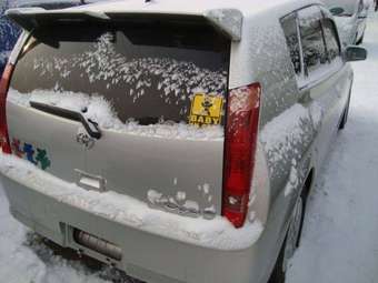 2001 Toyota Opa Pictures