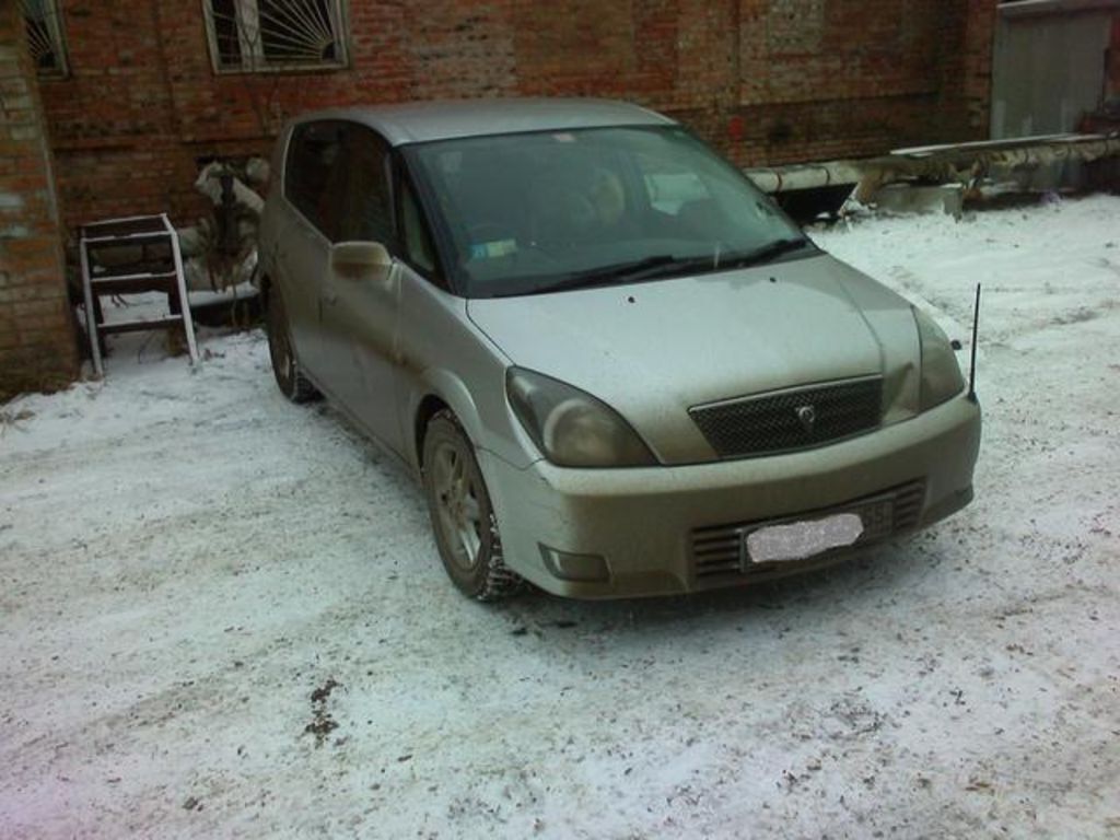 2001 Toyota Opa