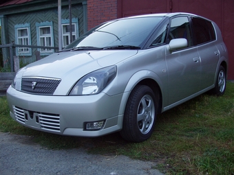 2002 Toyota Opa