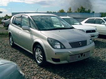 2002 Toyota Opa