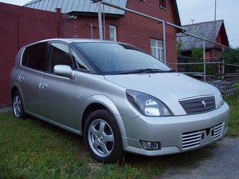 2002 Toyota Opa