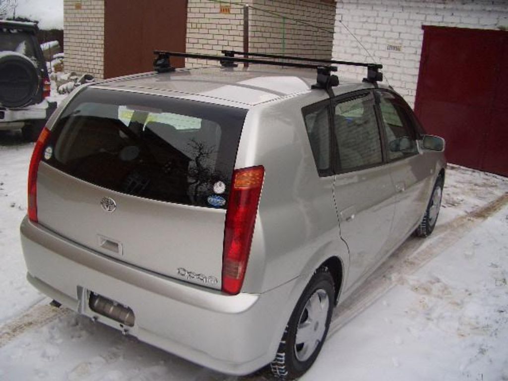 2002 Toyota Opa