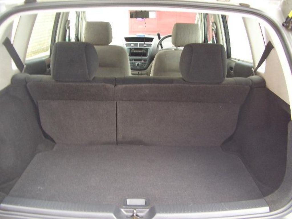 2002 Toyota Opa