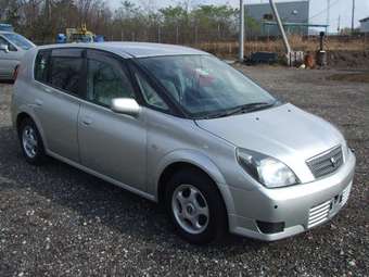 2002 Toyota Opa