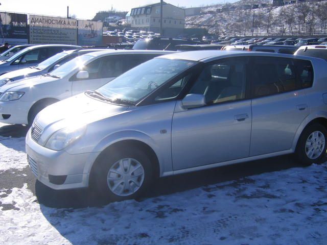 2002 Toyota Opa