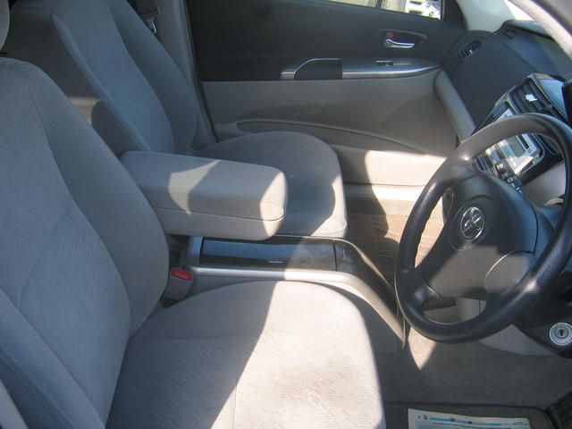 2002 Toyota Opa