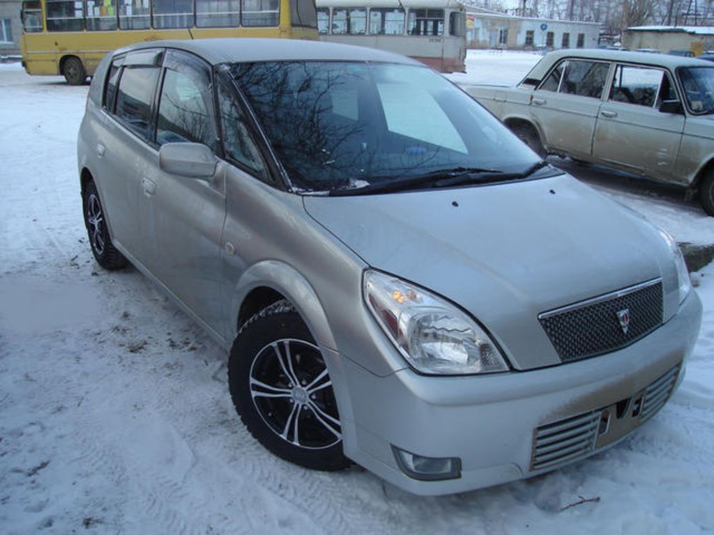 2002 Toyota Opa
