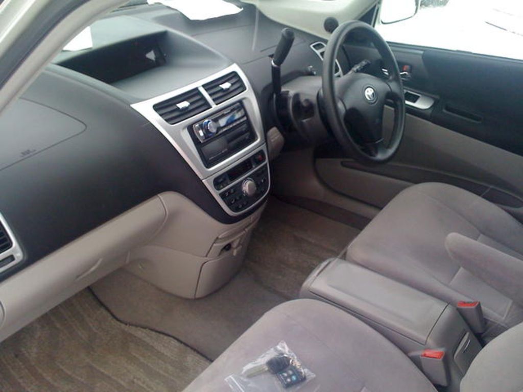 2002 Toyota Opa