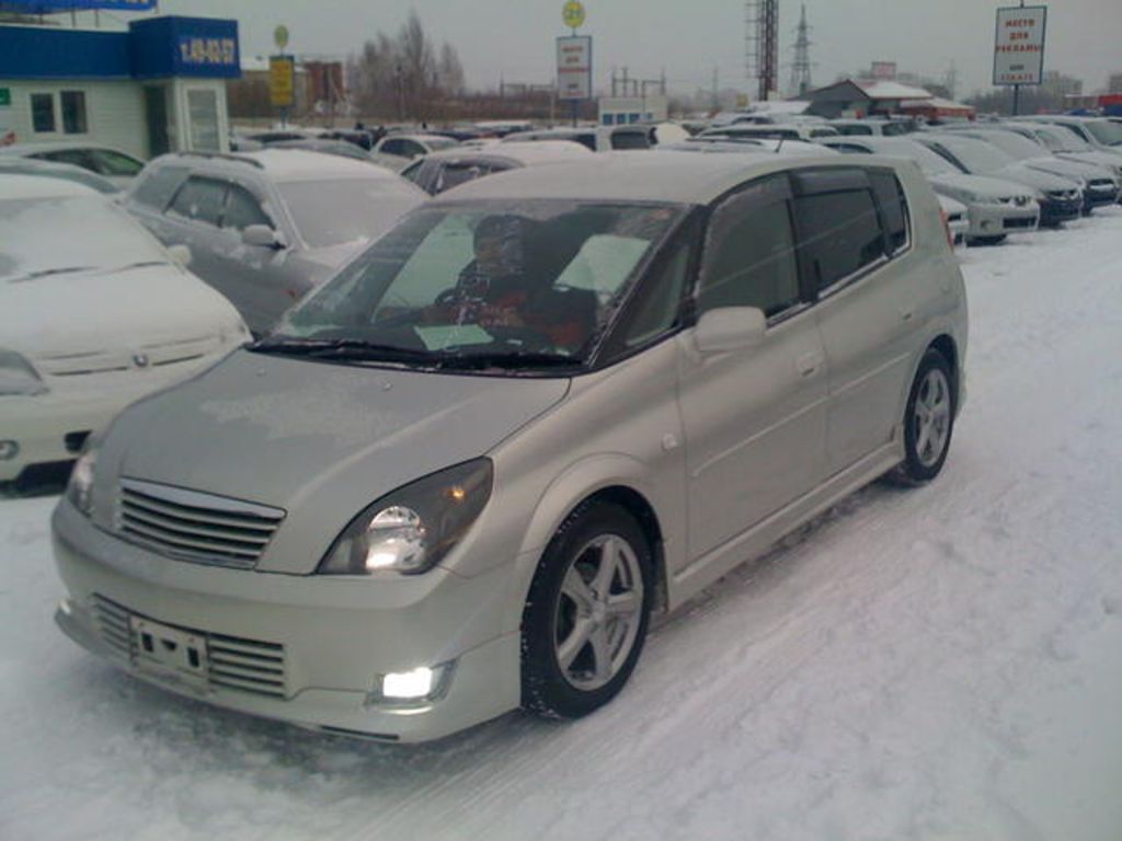 2002 Toyota Opa