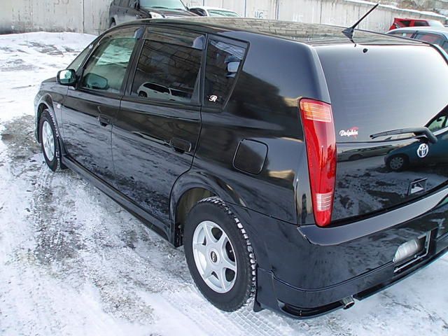 2002 Toyota Opa