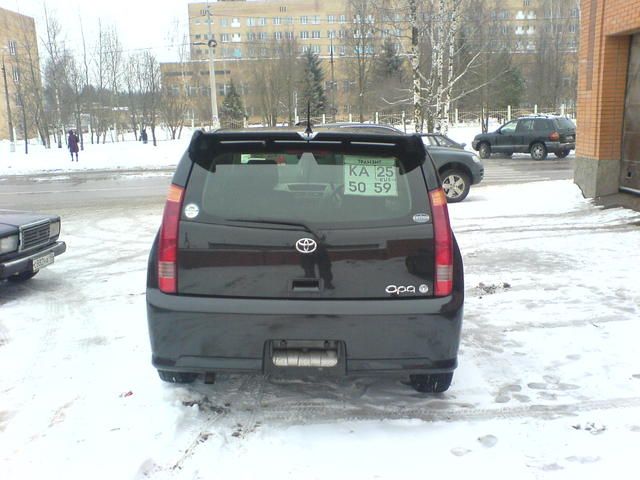 2002 Toyota Opa