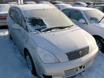 2002 Toyota Opa