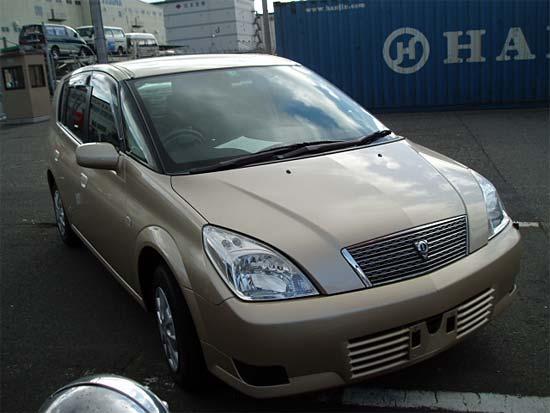 2002 Toyota Opa Pics