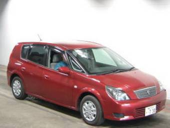 2002 Toyota Opa Photos