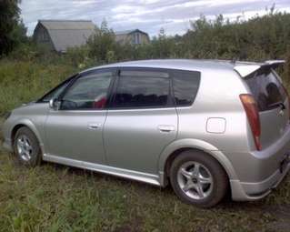 2002 Toyota Opa Images