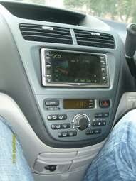 2002 Toyota Opa Photos
