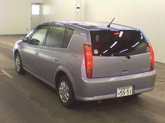 2002 Toyota Opa Pics