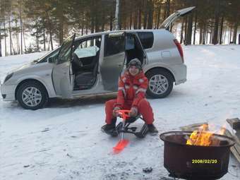 2002 Toyota Opa Pictures