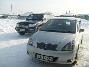 2002 Toyota Opa Photos