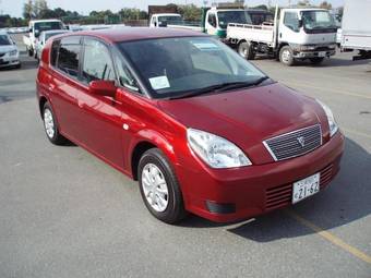 2002 Toyota Opa Pics