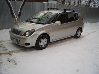 2002 Toyota Opa Photos