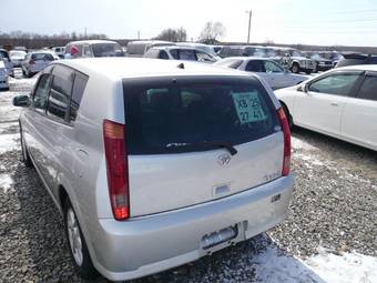 2002 Toyota Opa Pictures