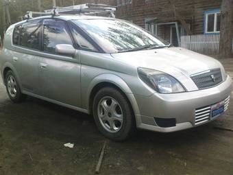 2002 Toyota Opa Pictures