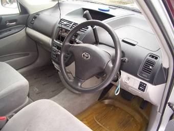 2002 Toyota Opa Images