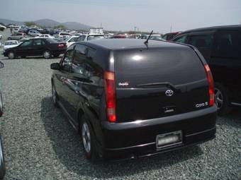 2002 Toyota Opa Photos