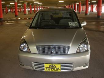 2002 Toyota Opa Pictures