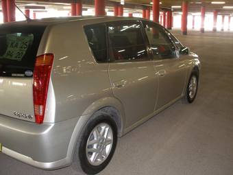 2002 Toyota Opa Photos